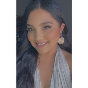 Meet your Posher, Mayra
